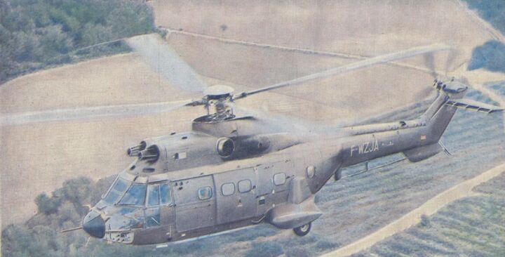 Французский вертолет AS 332 